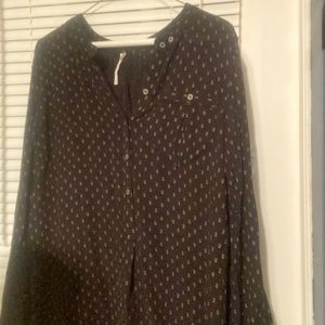 Free People button down shirt XS runs a little oversized.